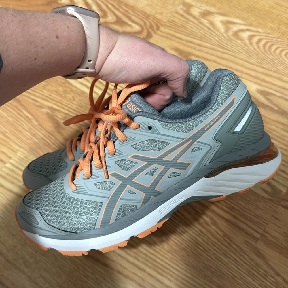 ASICS GT-3000 - Picture 3 of 6